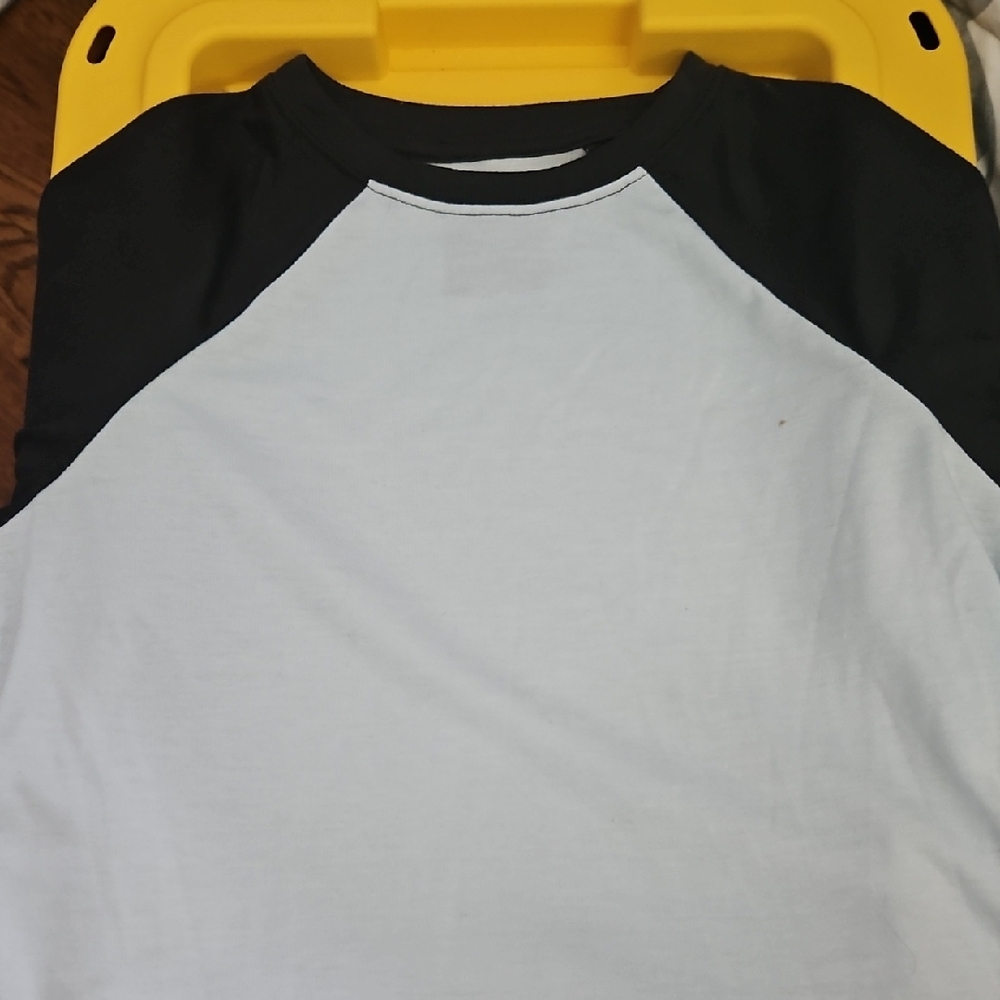 Cat & Jack Black and White Long Sleeve Tees